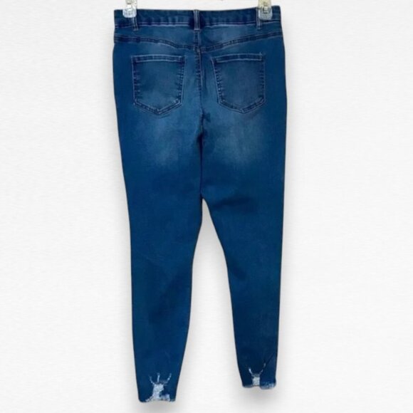 Distressed High-Rise Jeans - Picture 5 of 11